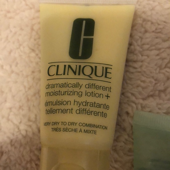 Clinique makeup 💄 - Picture 4 of 7